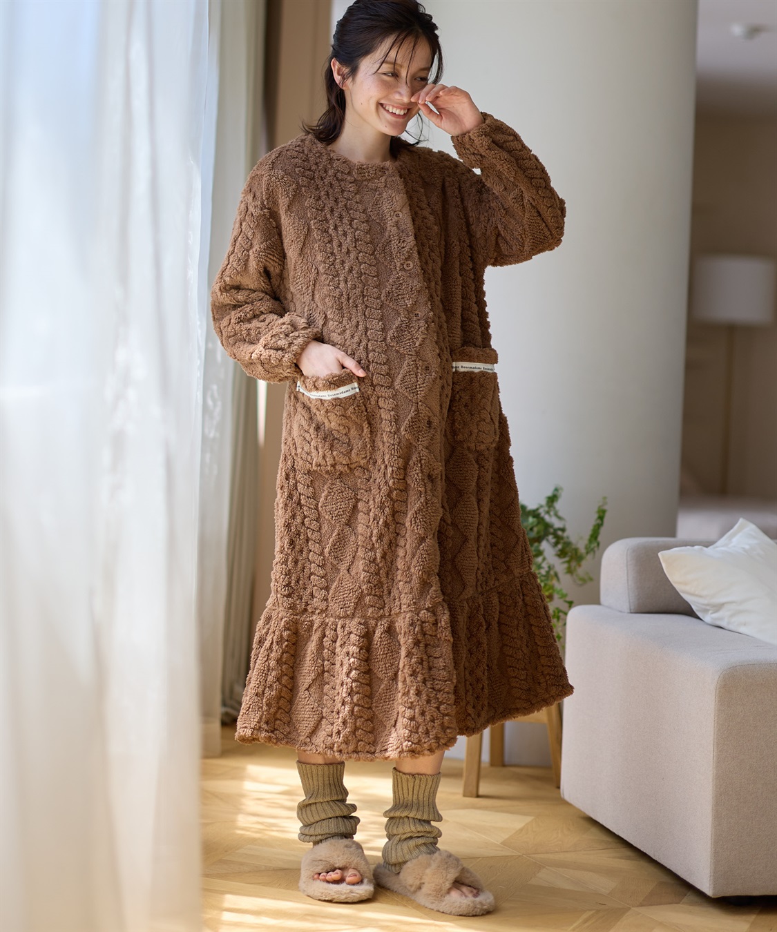 ｹｰﾌﾞﾙ柄ﾌﾘｰｽﾈｸﾞﾘｼﾞｪ Rosemadame｜クロスプラス公式通販サイト