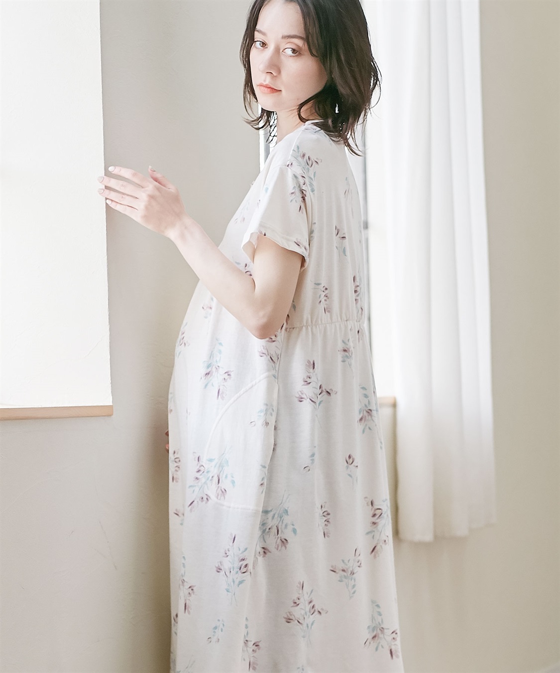 Rosemadame 【セット】吸汗速乾 機能付きフラワープリントカットソー半袖２WAYパジャマ（マタニティ&授乳服）_sub_9