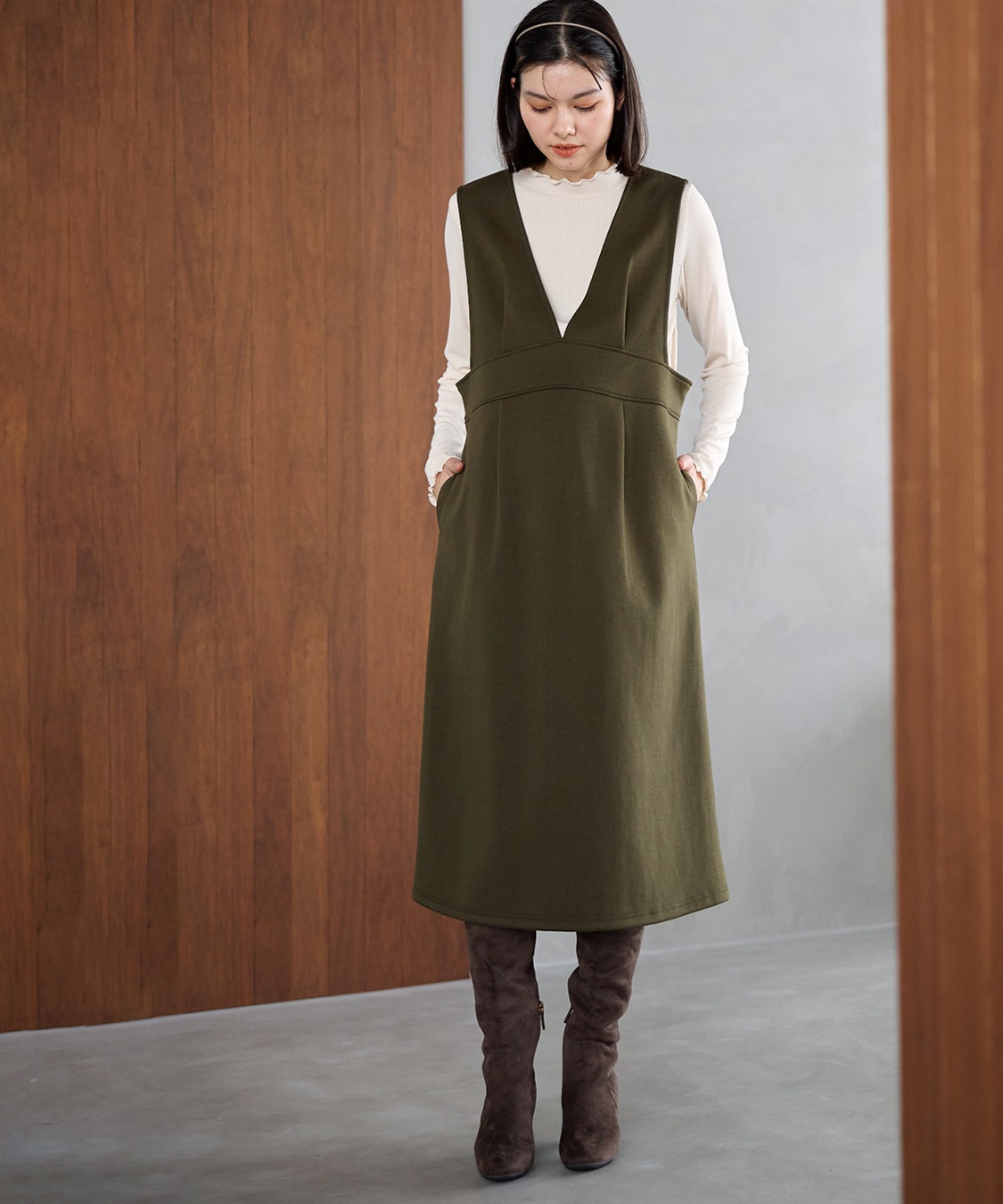 Rosemadame 【セットアイテム】Vネックダンボールワンピース×メロウフリルプチハイネックカットソー ジャンパースカートドレス アンサンブル(マタニティ/授乳服）授乳口付き 授乳楽々 妊婦服 産前・産後対応_sub_12