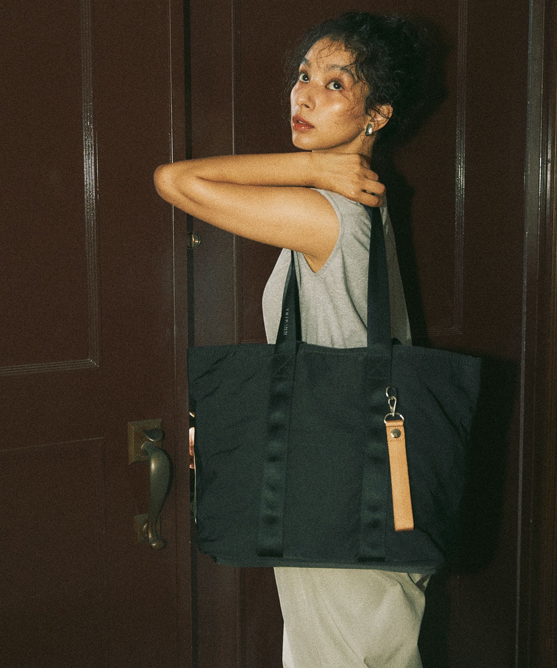 TRIP.INN】2WAY 目隠しポケット付ビッグトートバッグ Life Style by