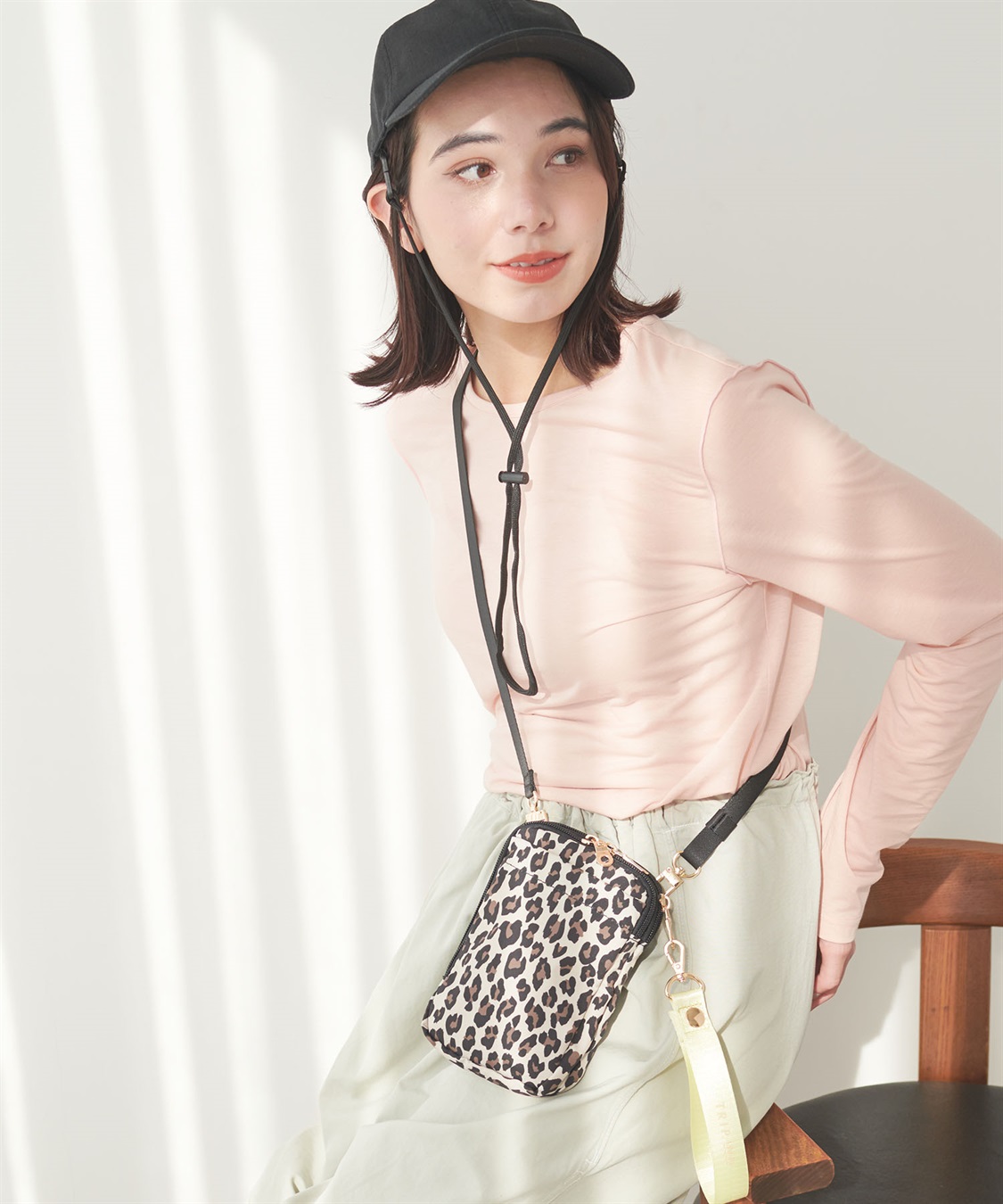 Life Style by cross marche 【TRIP.INN】6ポケットふかふかスマホマルチショルダーバッグ_sub_25