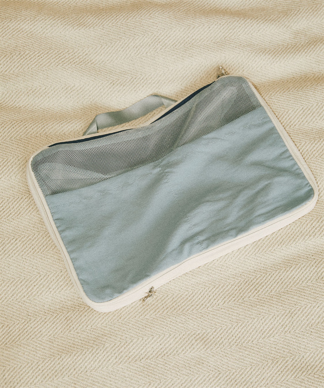 Life Style by cross marche 【TRIP.INN】　圧縮消臭ポーチ　L_sub_2