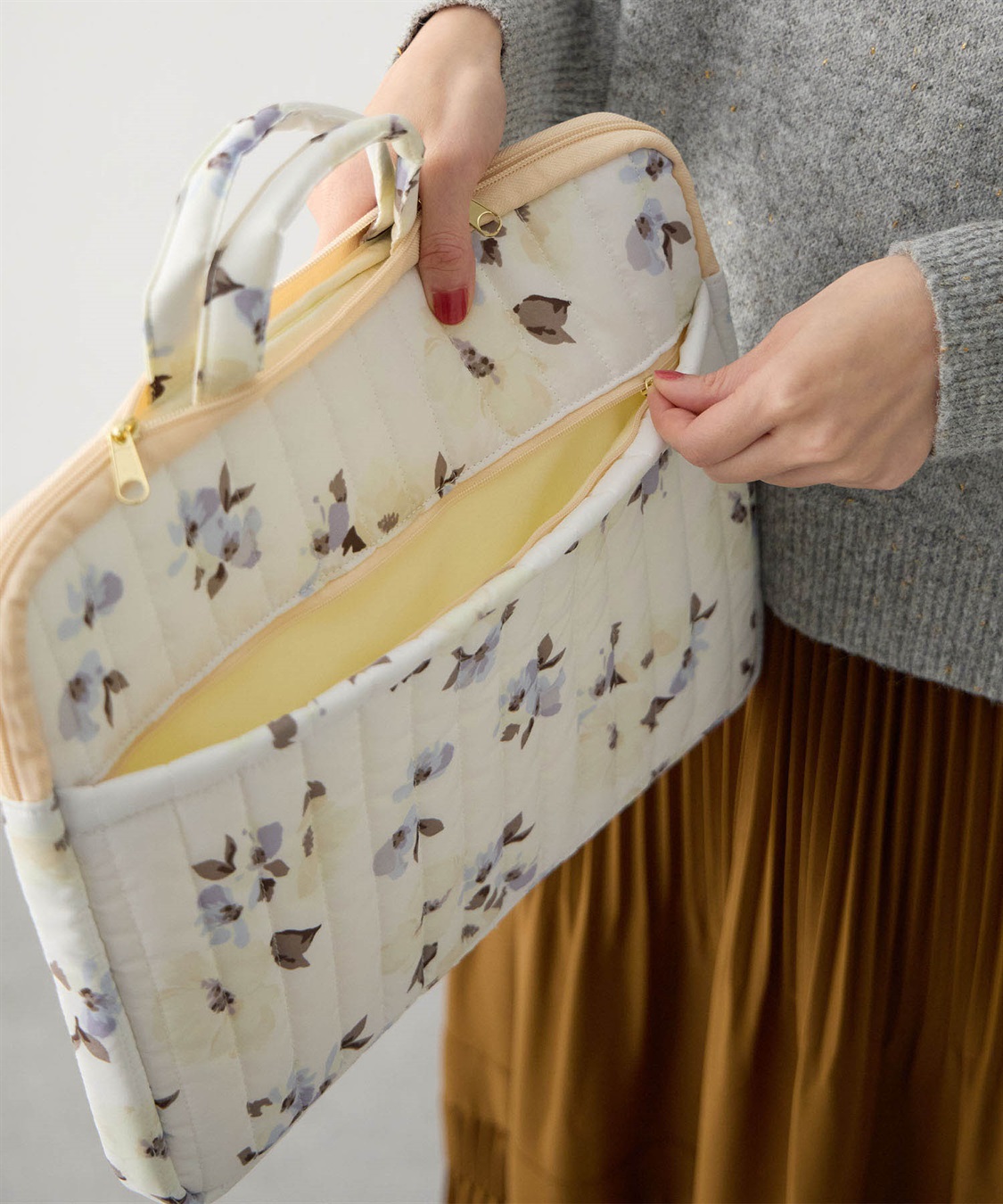 Wpc.】キルティングPCケース(Lサイズ)【はっ水】 JOIN PARK｜クロス