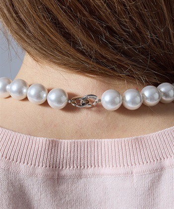 BLACK FRIDAY】パールショートネックレス 49AV JUNKO SHIMADA｜クロス