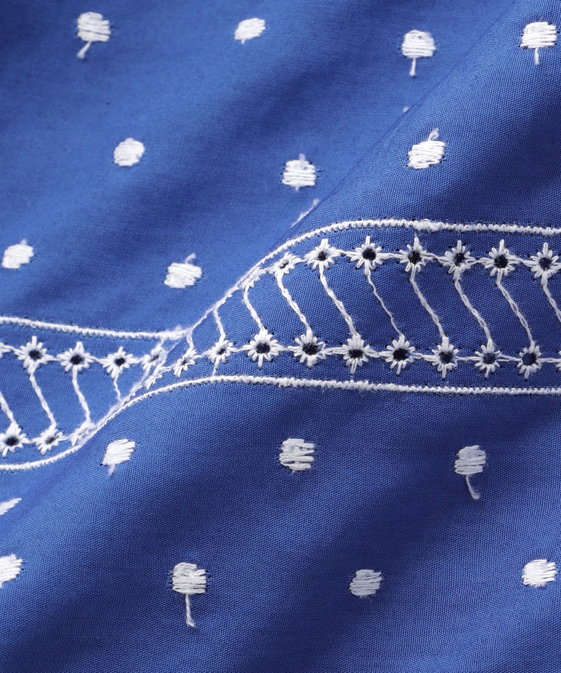 ✨お値下げ✨【美品】45R 泥藍ドビーカノコ刺繍ブラウス　103680円　上質 美品】45R 泥藍ドビーカノコ刺繍ブラウス 定価103680円