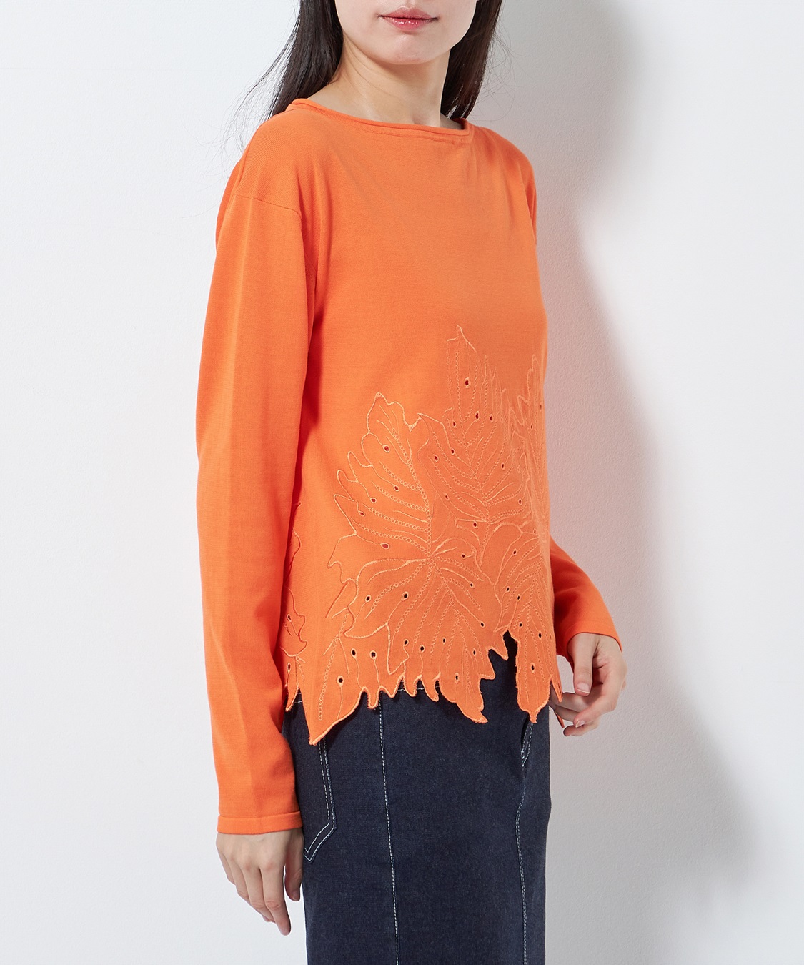 リーフ柄刺繍長袖ニットプルオーバー 49AV JUNKO SHIMADA｜クロス