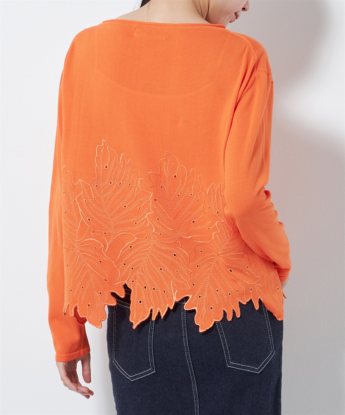TIME SALE】リーフ柄刺繍長袖ニットプルオーバー 49AV JUNKO SHIMADA