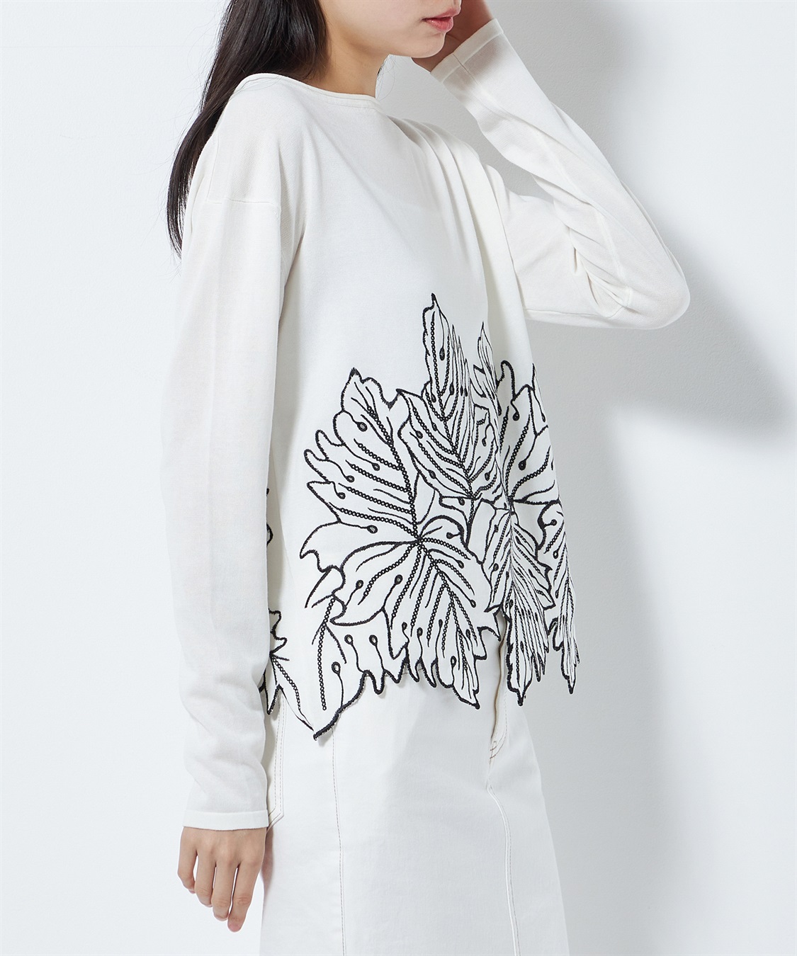 TIME SALE】リーフ柄刺繍長袖ニットプルオーバー 49AV JUNKO SHIMADA