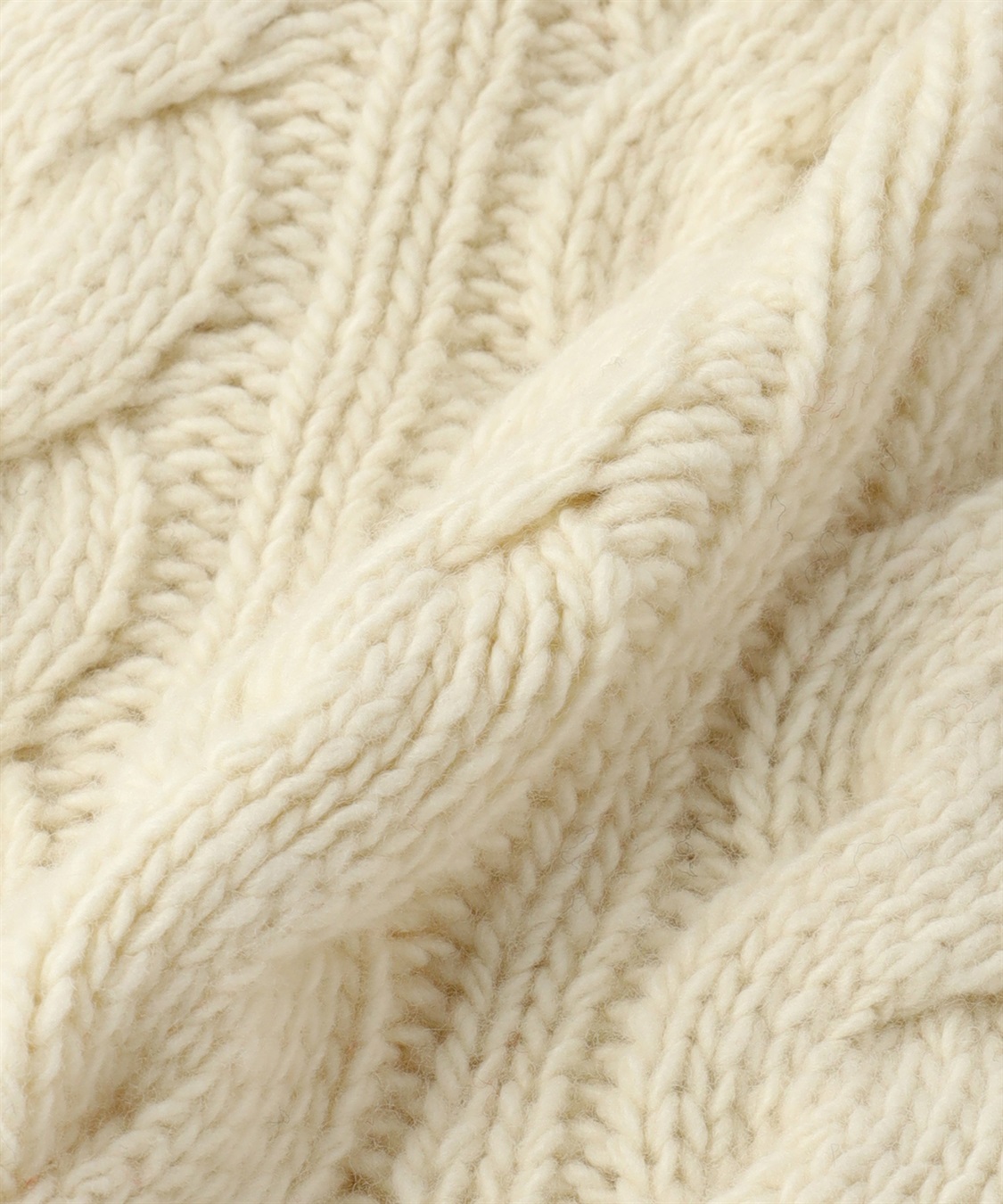 ケーブル編みハイネックニット 49AV JUNKO SHIMADA｜クロスプラス公式