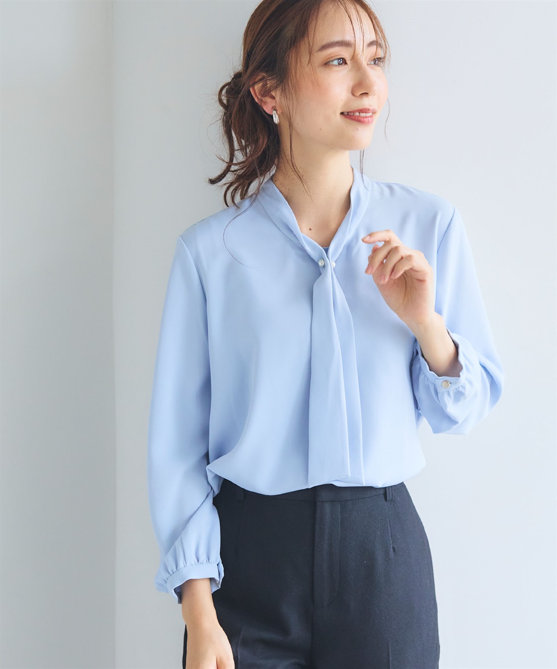 CROSS FUNCTION 《シワになりにくい・洗える》正解 シルキーサテンボウタイブラウス【CF/クロスファンクション】_sub_21