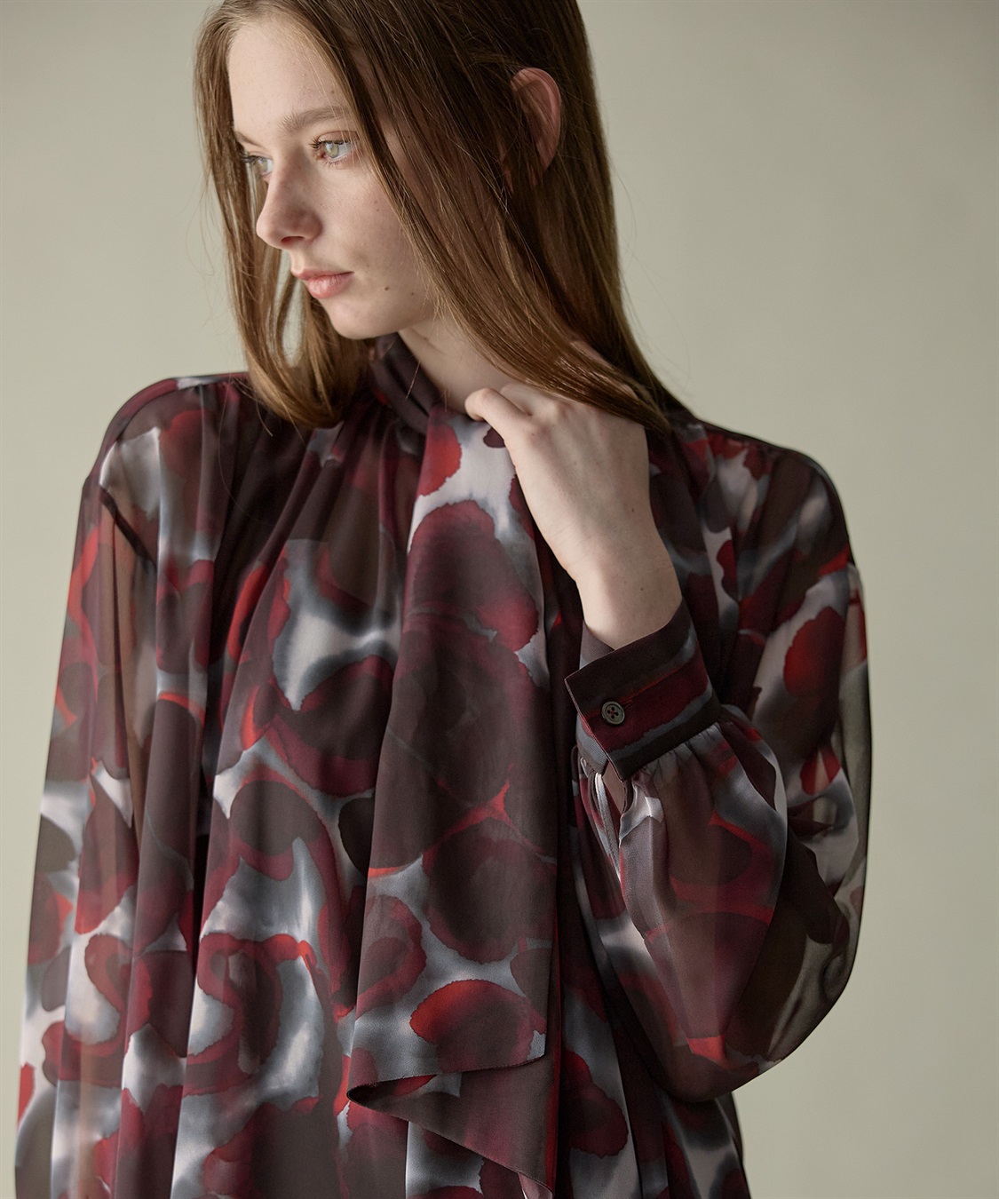 49AV JUNKO SHIMADA ペイントフラワーボウタイブラウス_sub_2