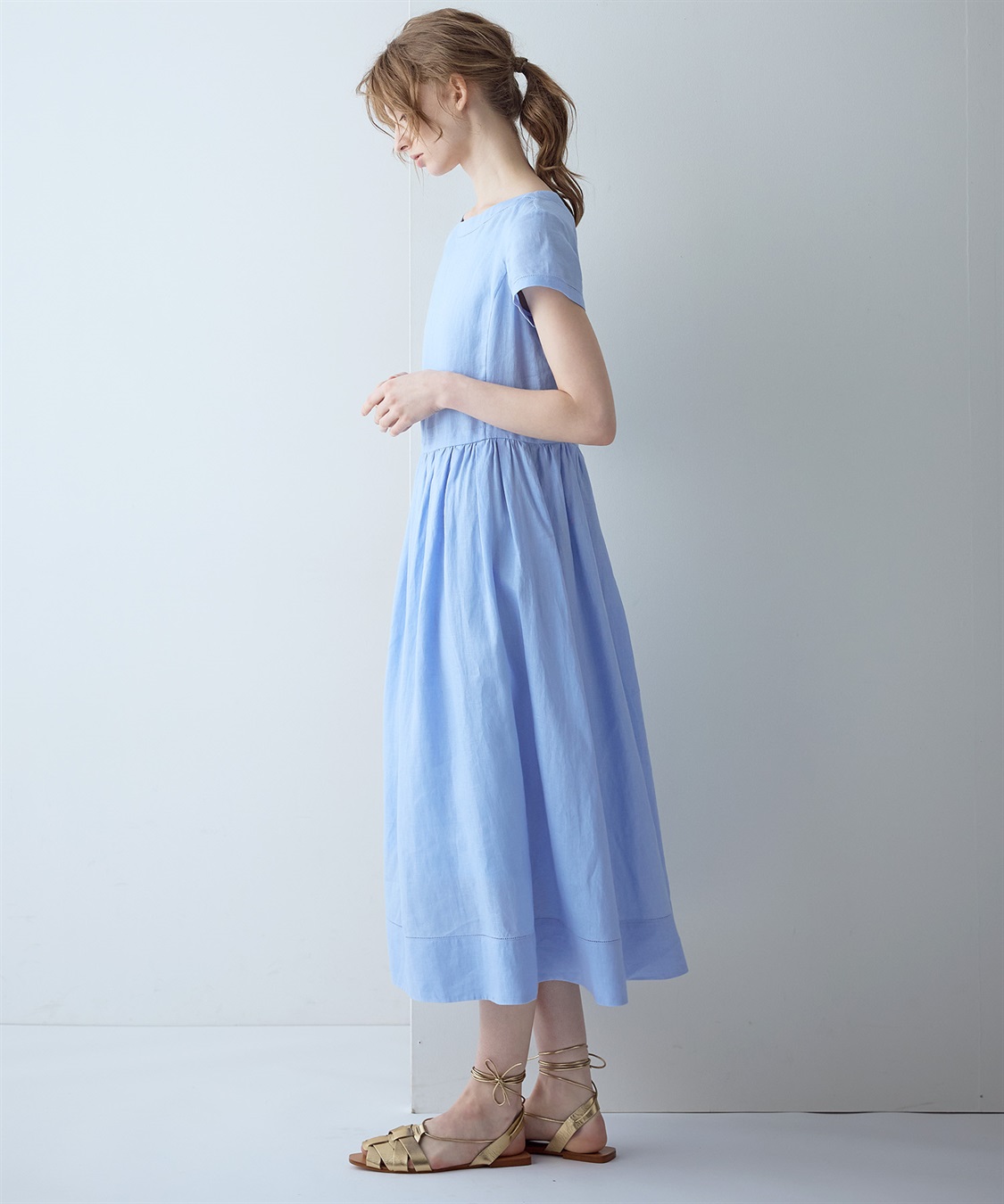 驚きの安さ 半袖ロング丈リネンワンピース 49AV JUNKO SHIMADA｜クロス ワンピース