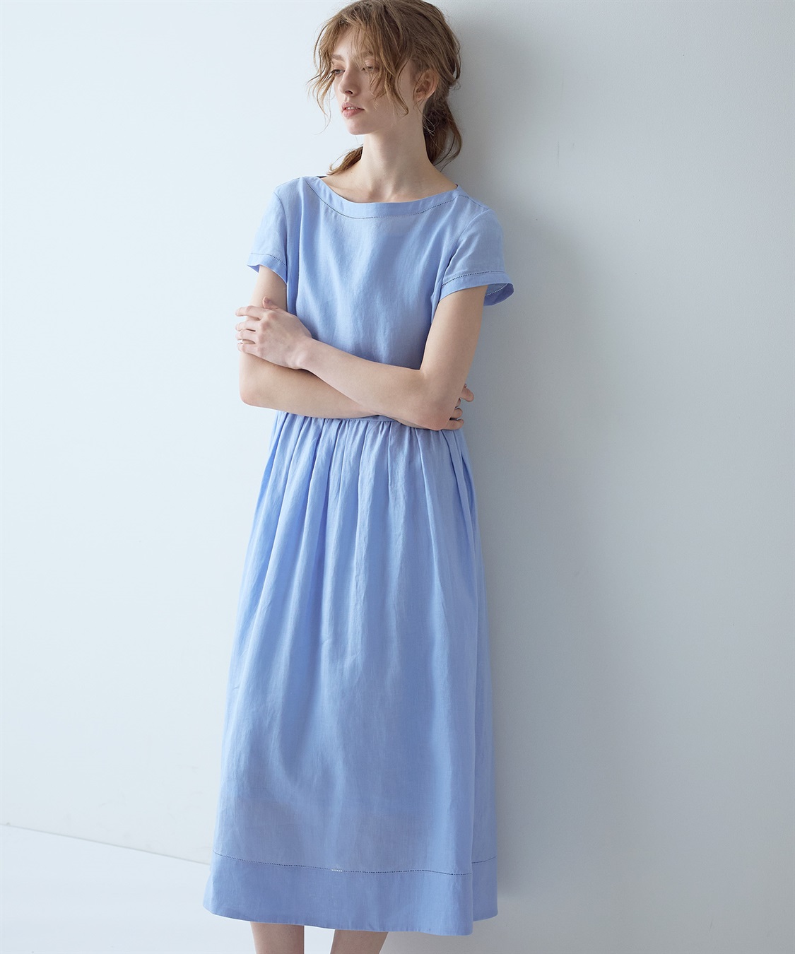 半袖ロング丈リネンワンピース 49AV JUNKO SHIMADA｜クロス