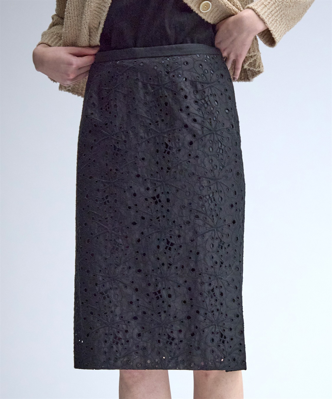 カットワーク刺繍入りスカート 49AV JUNKO SHIMADA｜クロスプラス公式