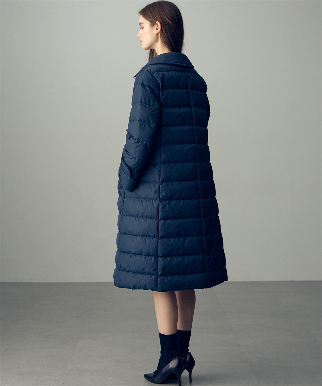 49AVジュンコシマダ ウール100 カットオフ ダブルピーコート ロング丈 紺 ロング丈ダウンコート 49AV JUNKO SHIMADA｜クロスプラス公式通販サイト