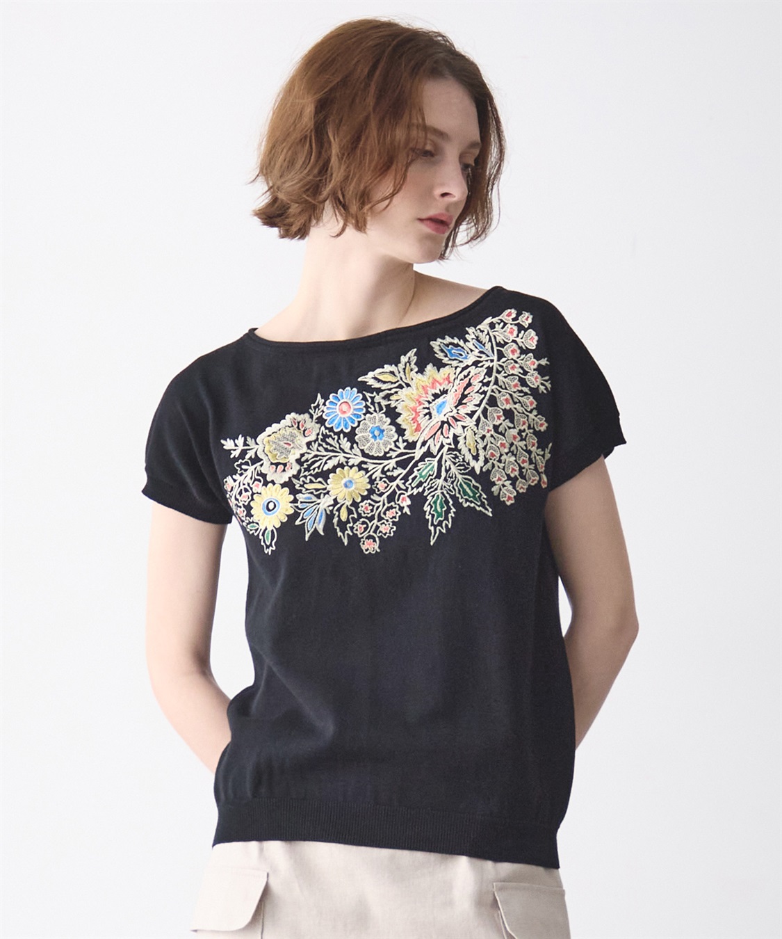 フランシュリッペ　お花な刺繍の半袖ニット franche lippee - フランシュリッペ お花な刺繍の半袖ニットの通販 by