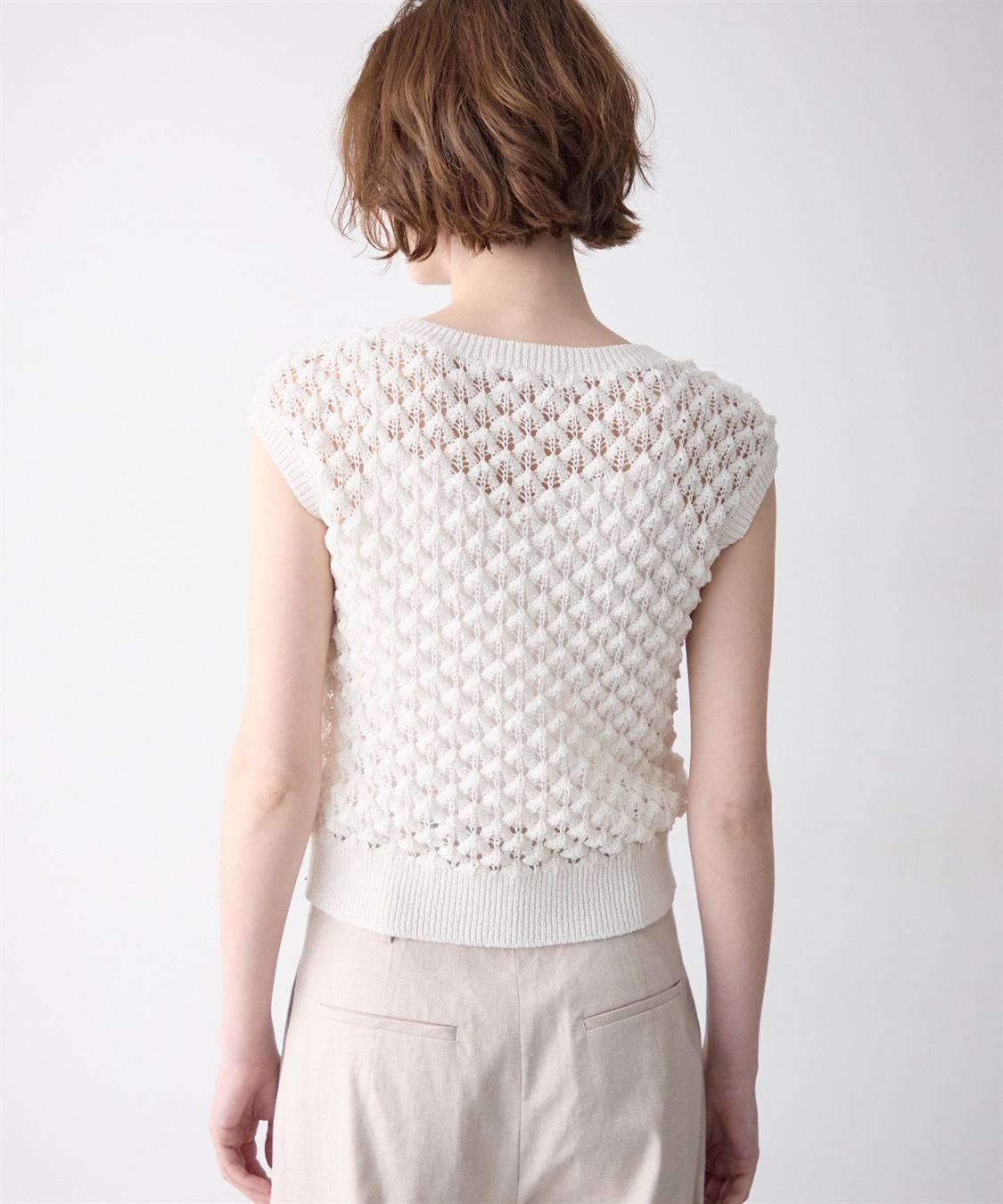 GOLDEN WEEK SALE】透かし編みノースリーブニット 49AV JUNKO SHIMADA