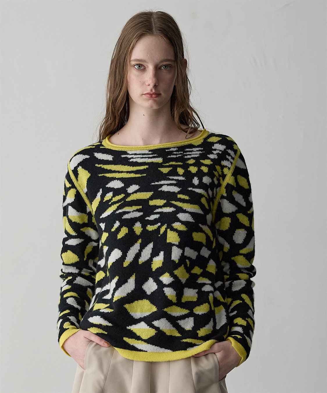 45R コスモス柄のニット フラワージャカードハイゲージニットセーター | LACOSTE/ラコステ