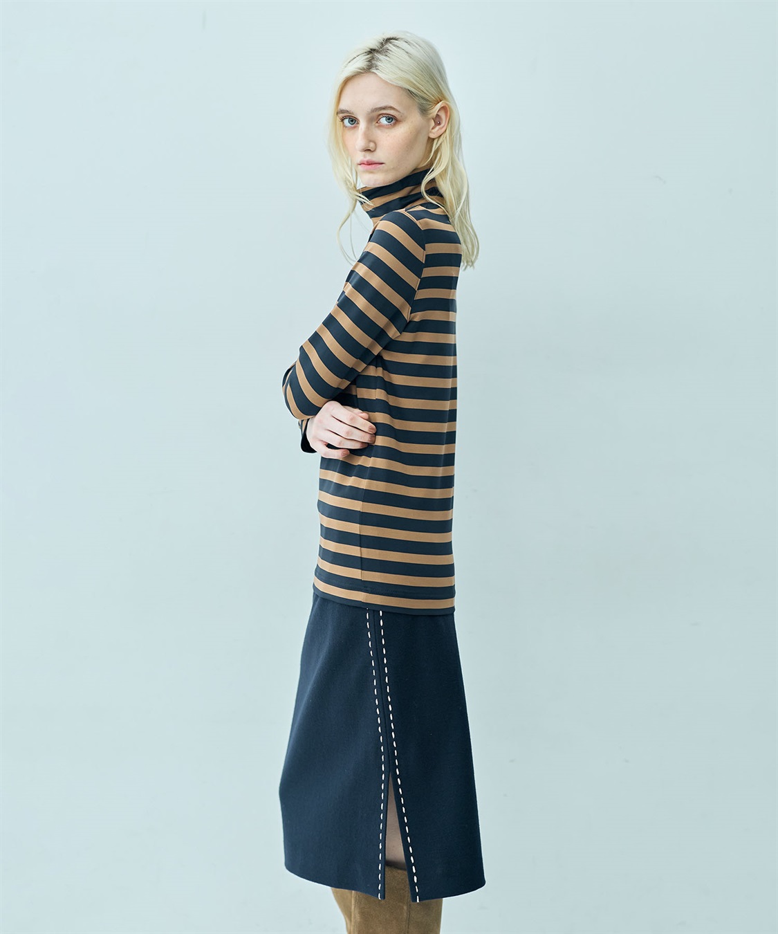 WEB限定】ハイネックボーダー柄トップス 49AV JUNKO SHIMADA｜クロス