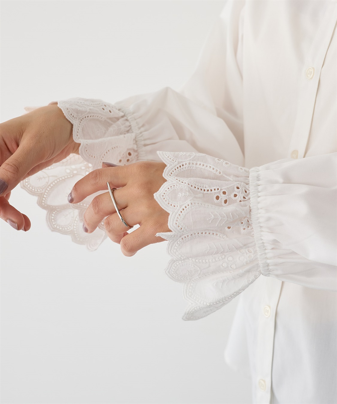 anyfee 【anyfee/プラスサイズ】袖口レースノーカラーブラウス_sub_15