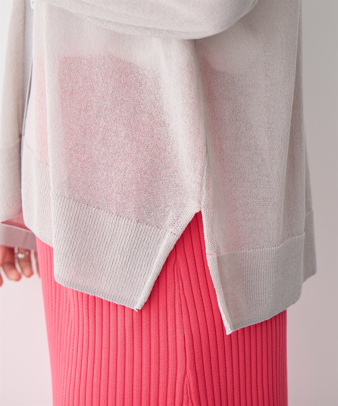 Life Style by cross marche 【anyfee/プラスサイズ】Vネックシアーニットカーディガン《接触冷感》_sub_19