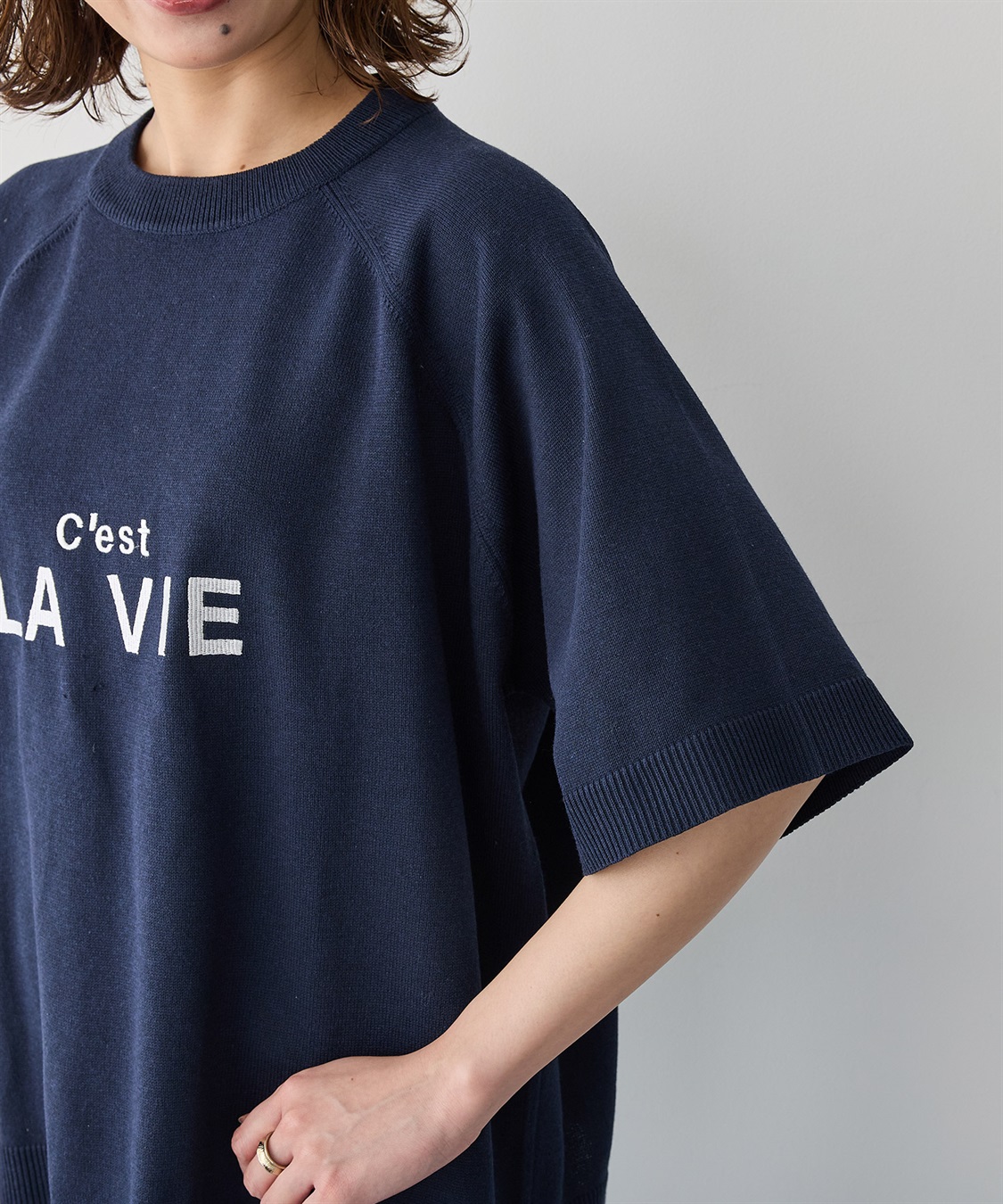 Life Style by cross marche 【anyfee/プラスサイズ】刺繍ロゴ入り半袖ニットトップス_sub_15