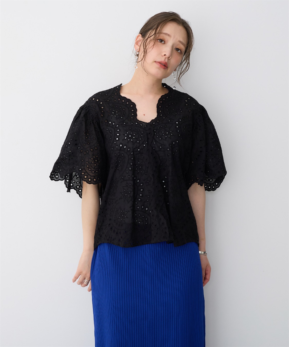 anyfee 【anyfee/プラスサイズ】パンチングレースフレアブラウス_sub_18