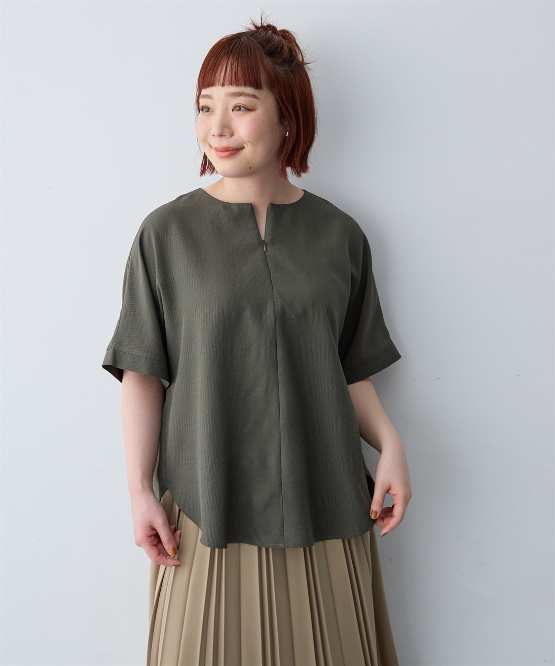 anyfee 【anyfee/大きいサイズ】リネン調ジップ付Tブラウス《接触冷感 ・UVカット・イージーケア 》_sub_2