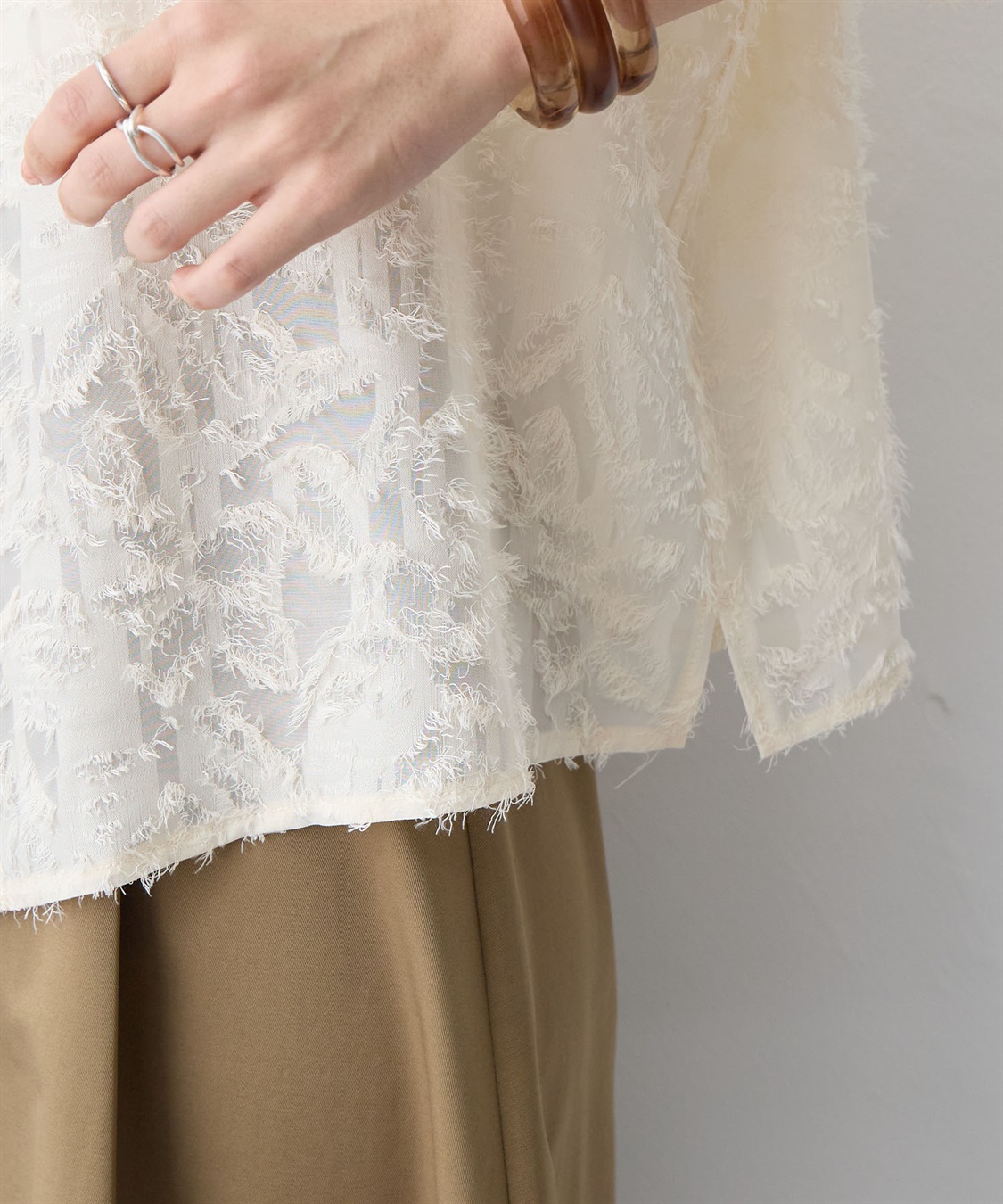 anyfee 【anyfee/大きいサイズ】ニュアンス柄シアージャガードブラウス_sub_10