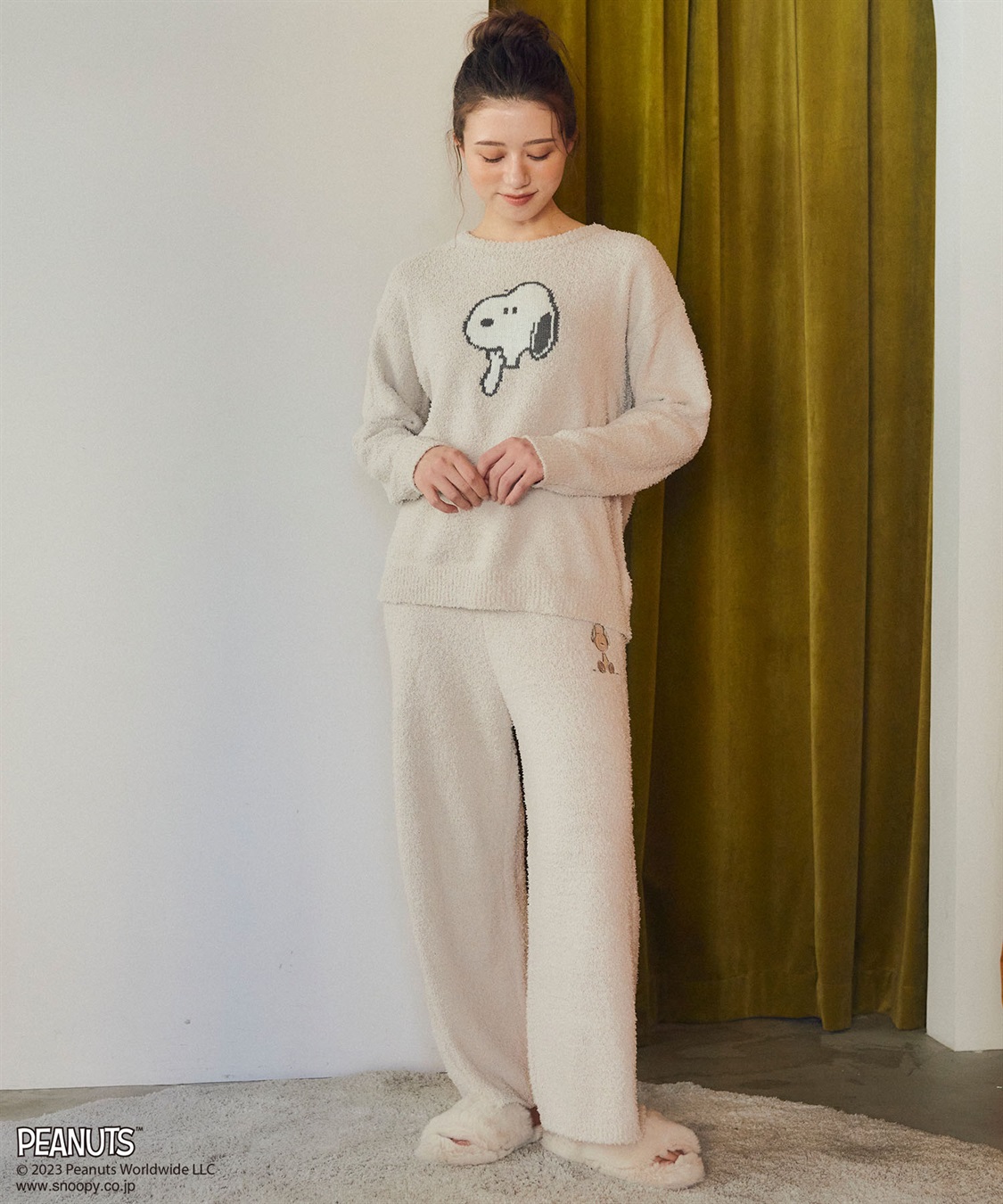 chara station 【ピーナッツ/PEANUTS】スヌーピーフェイスふわふわニットトップスルームウェア【パンツ別売り】_sub_13