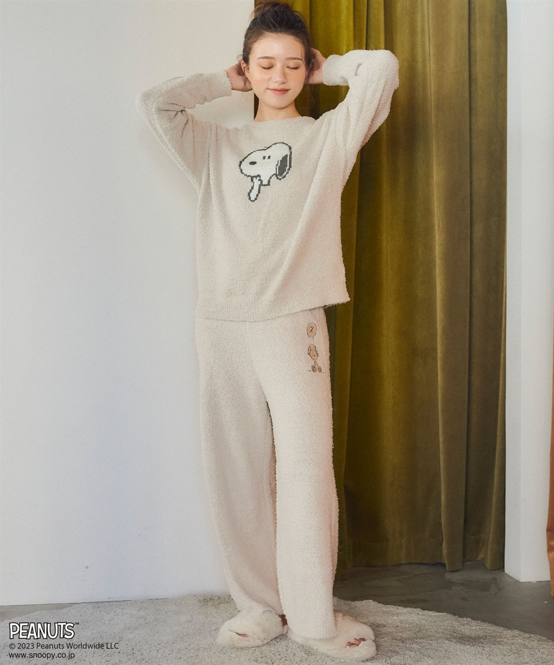 chara station 【ピーナッツ/PEANUTS】スヌーピーフェイスふわふわニットトップスルームウェア【パンツ別売り】_sub_14