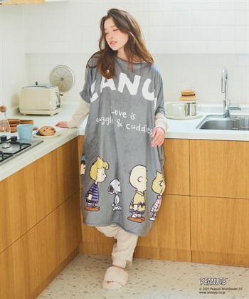 Life Style by cross marche 【PEANUTS/ピーナッツ】スヌーピーと仲間たち あったか着るフリースウェア_subthumb_16