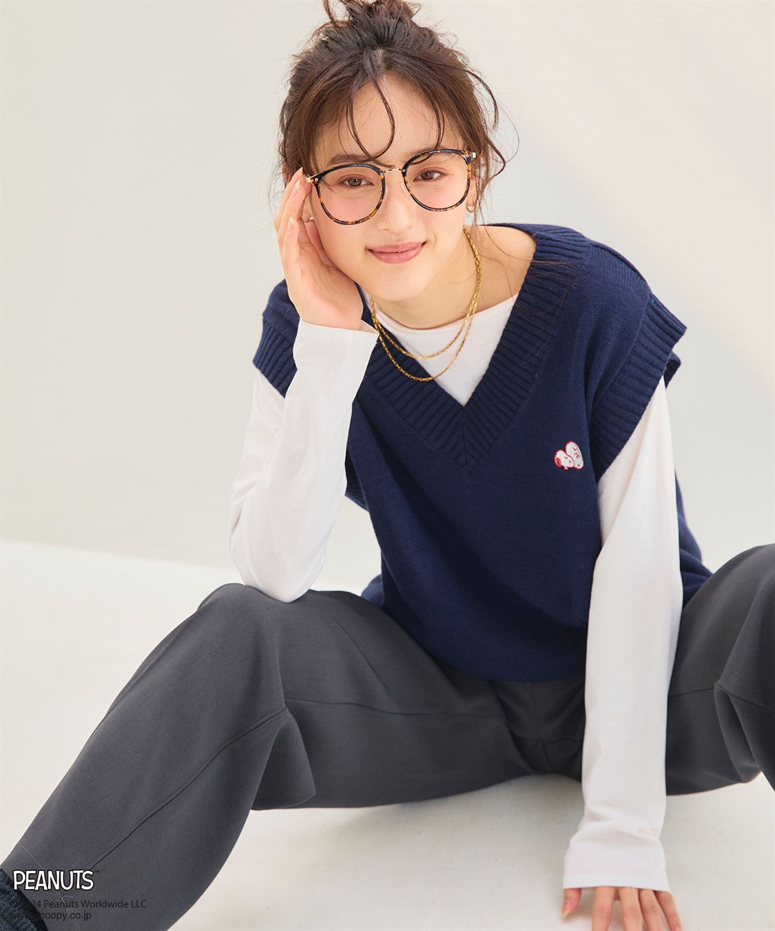 chara station 【ピーナッツ/PEANUTS】スヌーピー刺繍ベスト_sub_10
