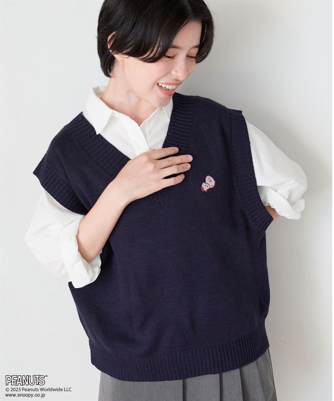 chara station 【ピーナッツ/PEANUTS】スヌーピー刺繍ベスト_sub_15