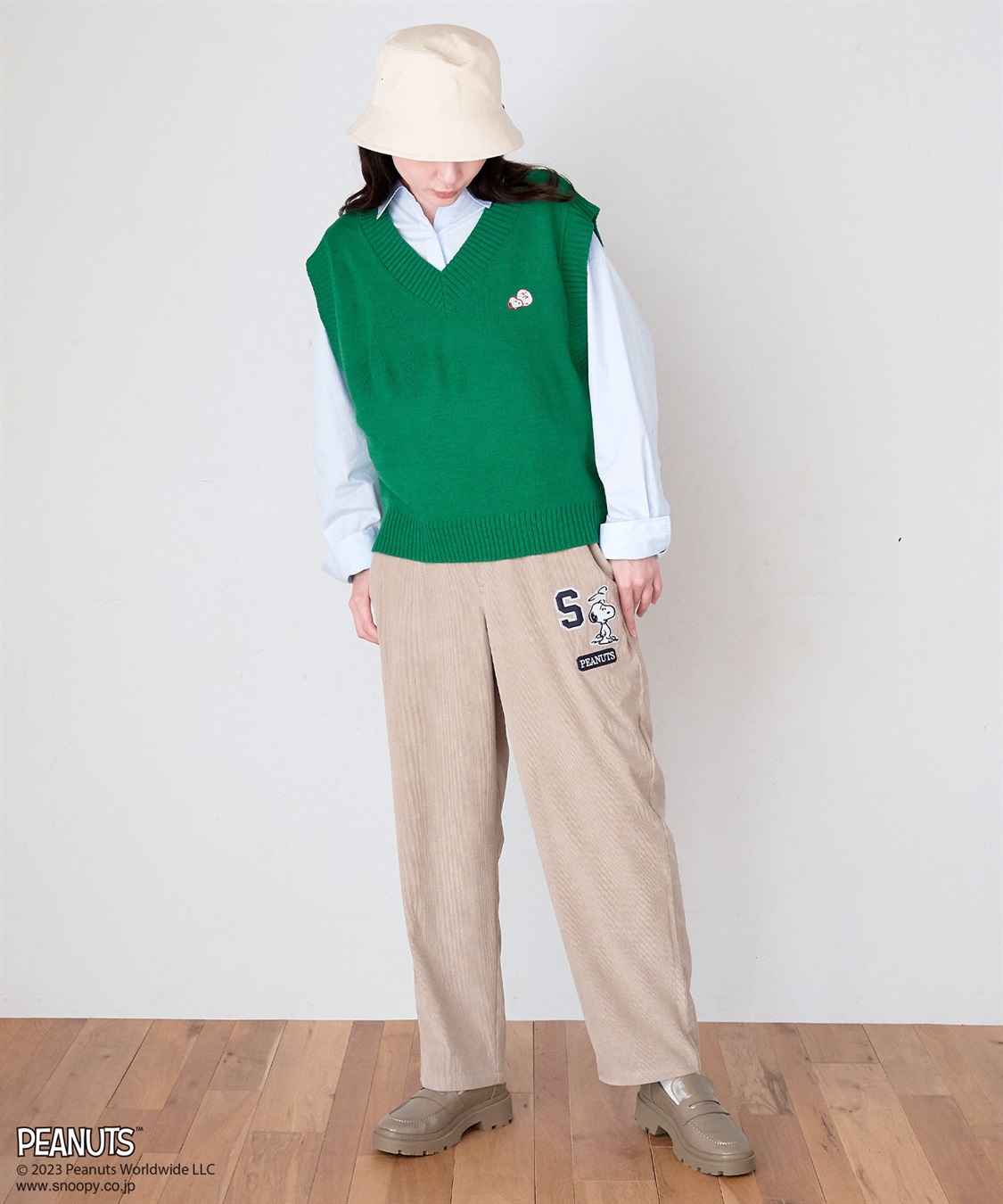 ピーナッツ/PEANUTS】スヌーピー刺繍コーデュロイパンツ Life ピーナッツ/PEANUTS】スヌーピー刺繍コーデュロイパンツ Life