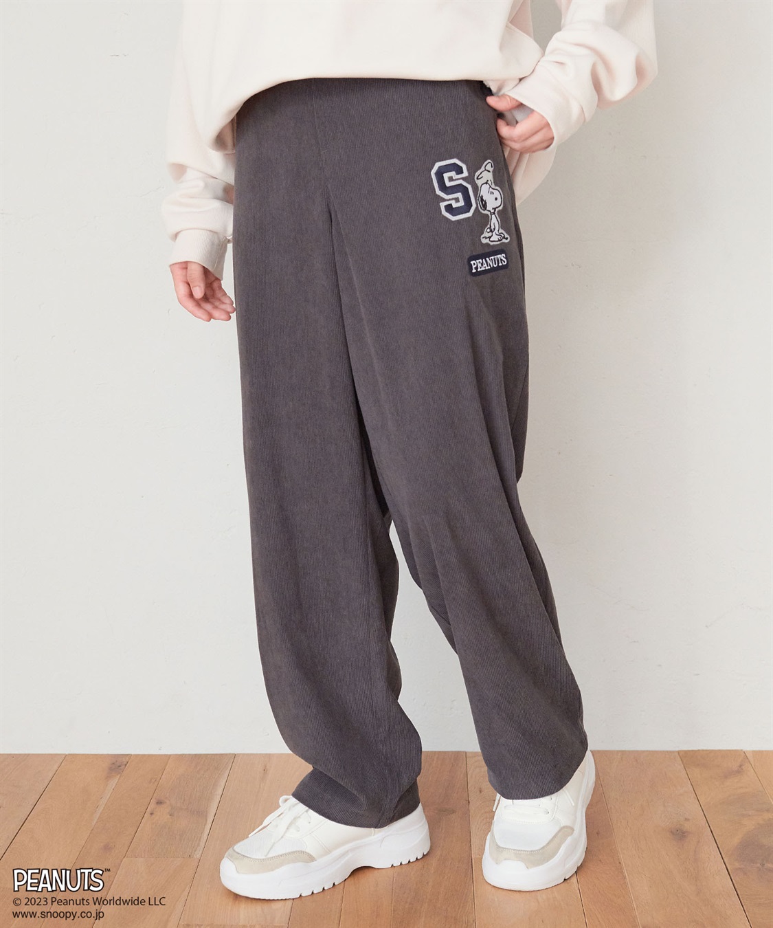 ピーナッツ/PEANUTS】スヌーピー刺繍コーデュロイパンツ Life Style by