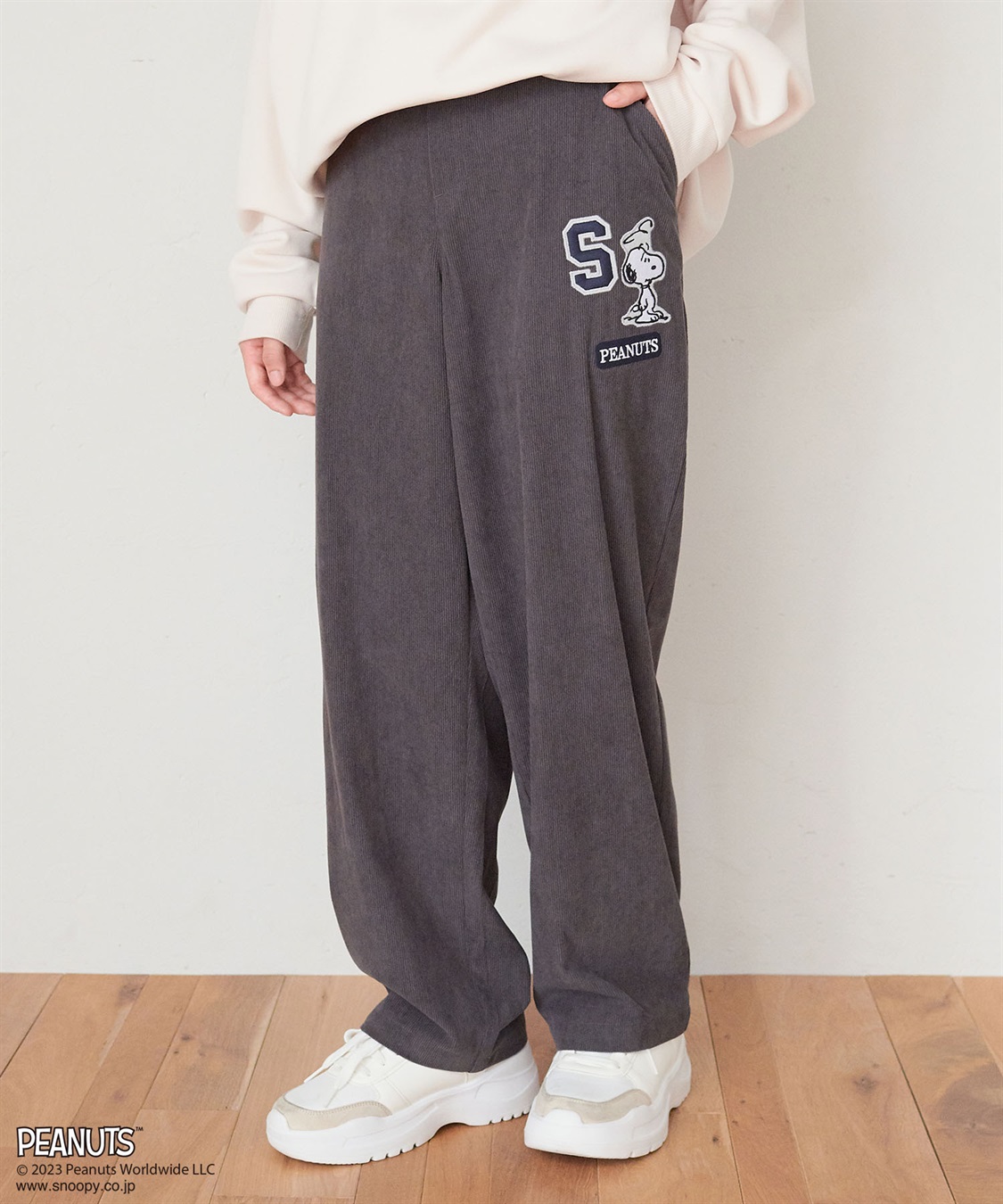 ピーナッツ/PEANUTS】スヌーピー刺繍コーデュロイパンツ Life Style by