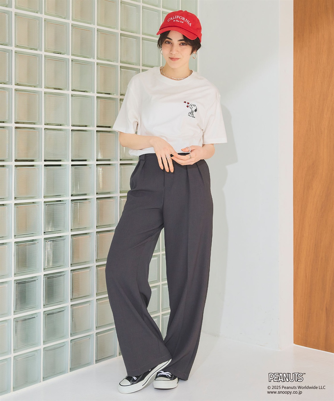chara station 【PEANUTS/ピーナッツ】SNOOPY/スヌーピーハート刺繍ワンポイント半袖Tシャツ_sub_13