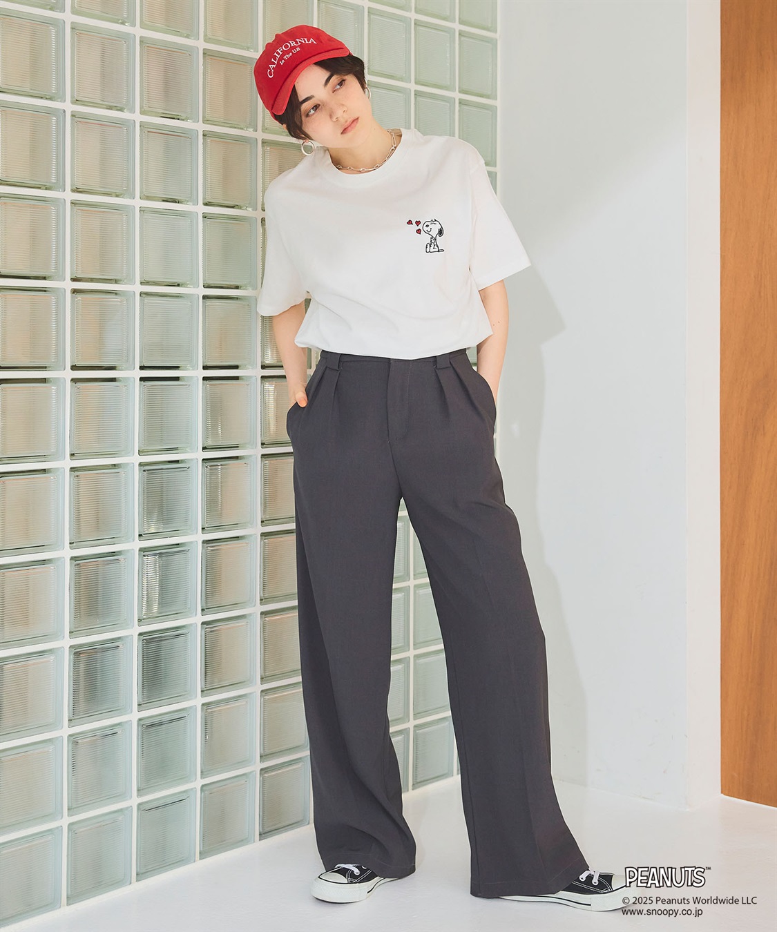chara station 【PEANUTS/ピーナッツ】SNOOPY/スヌーピーハート刺繍ワンポイント半袖Tシャツ_sub_15