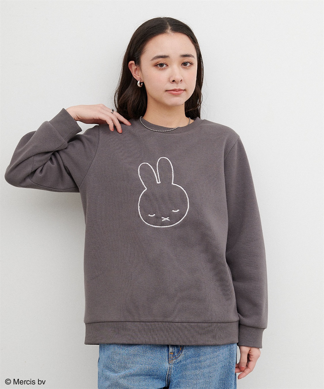 chara station 【miffy/ミッフィー】スリープ刺繍デザイン裏起毛プルオーバー（別注）_sub_2