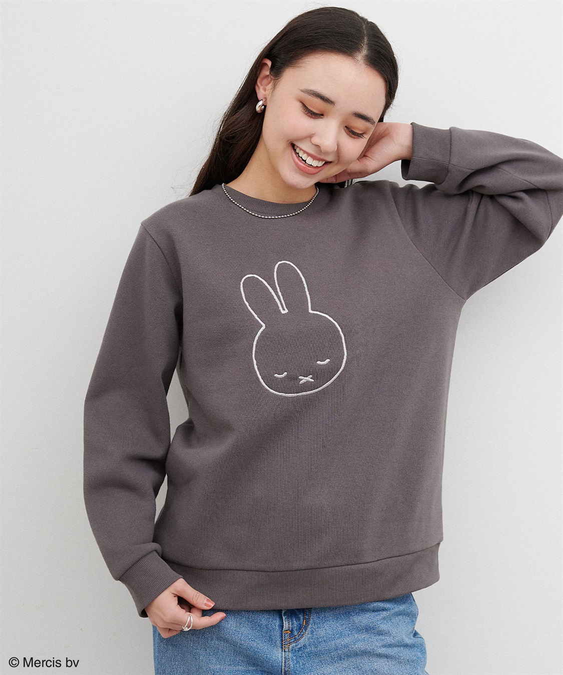 chara station 【miffy/ミッフィー】スリープ刺繍デザイン裏起毛プルオーバー（別注）_sub_3