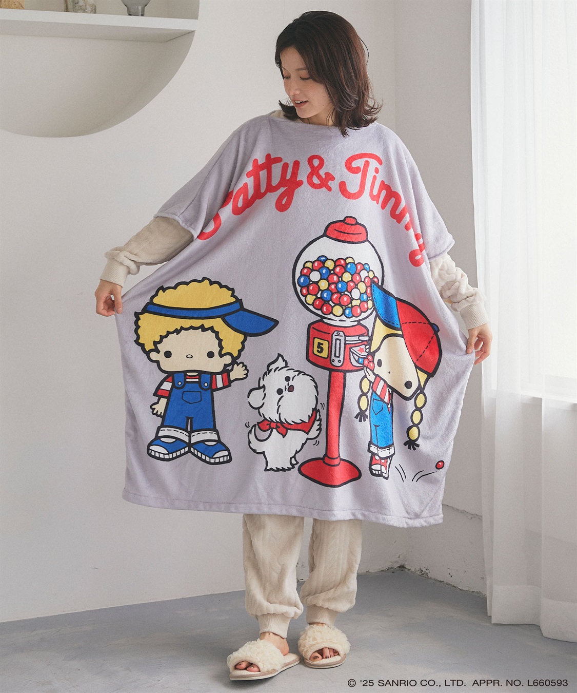 chara station 【sanrio characters】パティ＆ジミープリントあったか着るフリース毛布ウェア《サンリオキャラクターズ》				_sub_12
