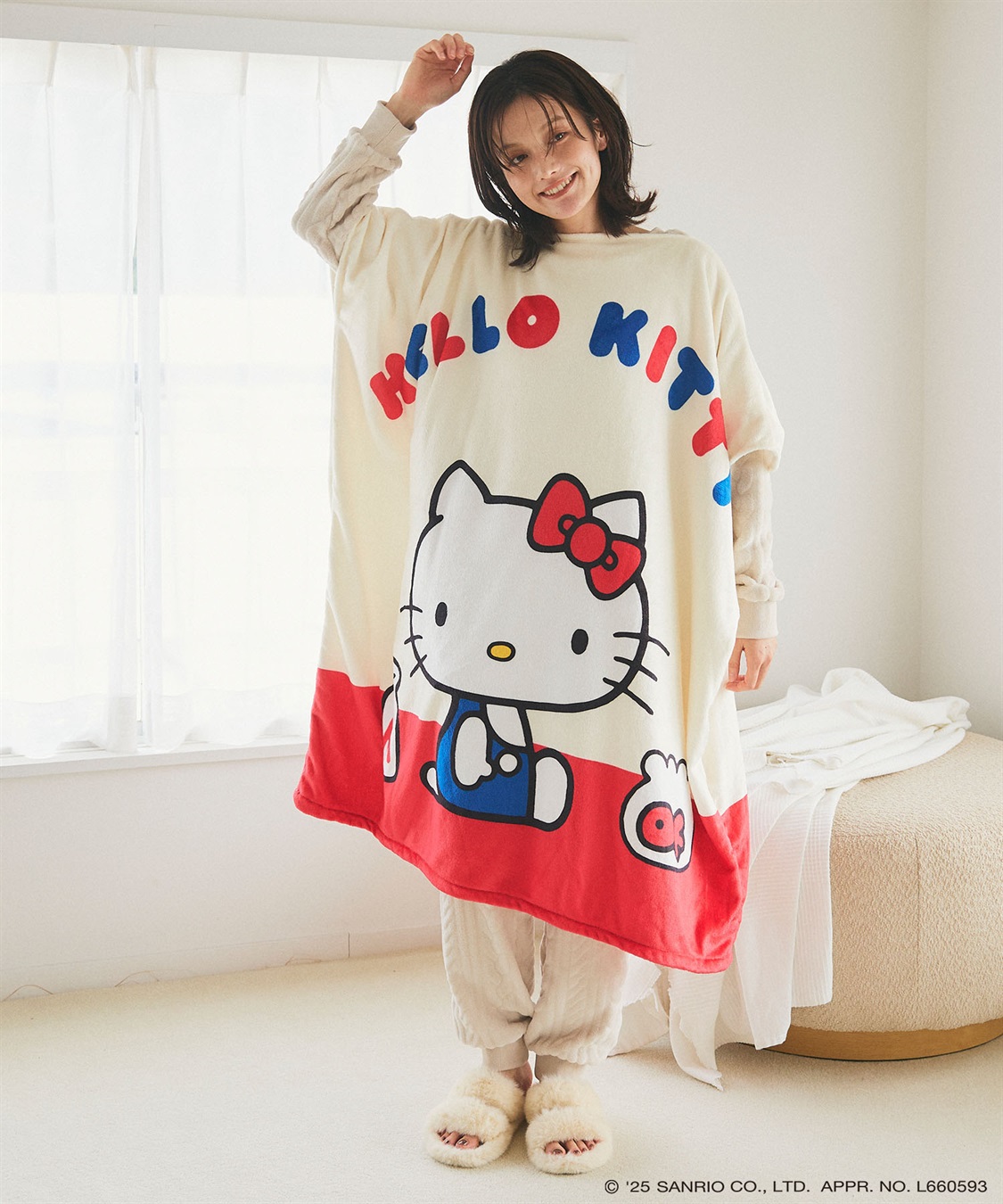 Life Style by cross marche 【sanrio characters】HELLO KITTY/ハローキティあったか着るフリース毛布ウェア《サンリオキャラクターズ》_sub_4