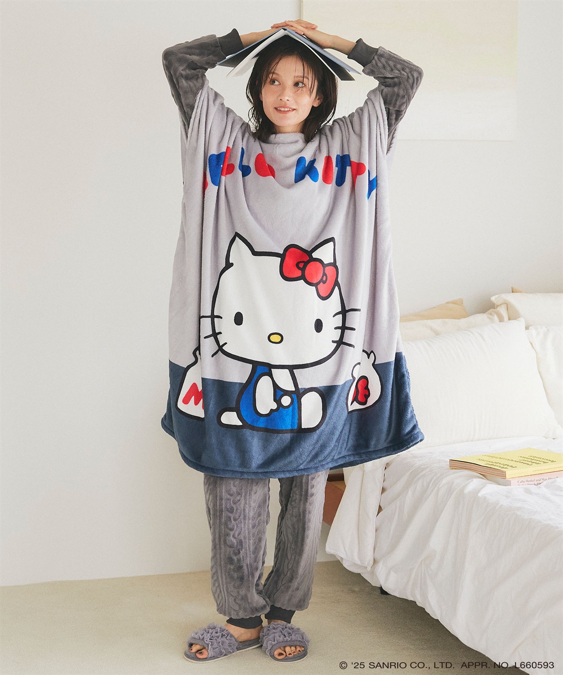 Life Style by cross marche 【sanrio characters】HELLO KITTY/ハローキティあったか着るフリース毛布ウェア《サンリオキャラクターズ》_sub_7