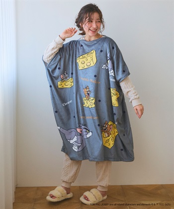 Life Style by cross marche 【TOM and JERRY/トムとジェリー】トムジェリあったか着るフリース毛布ウェア_subthumb_2