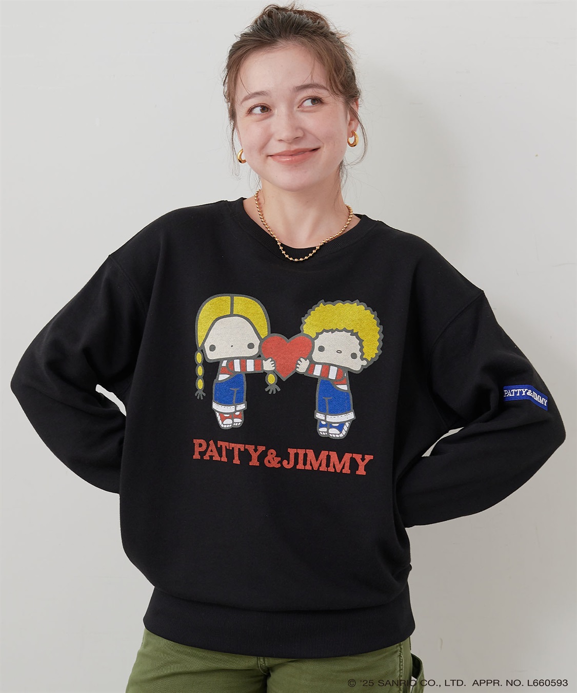 Life Style by cross marche 【sanrio characters】パティ＆ジミープリント裏毛ドロップショルダーレトロプリントスウェットプルオーバー《サンリオキャラクターズ》_sub_1