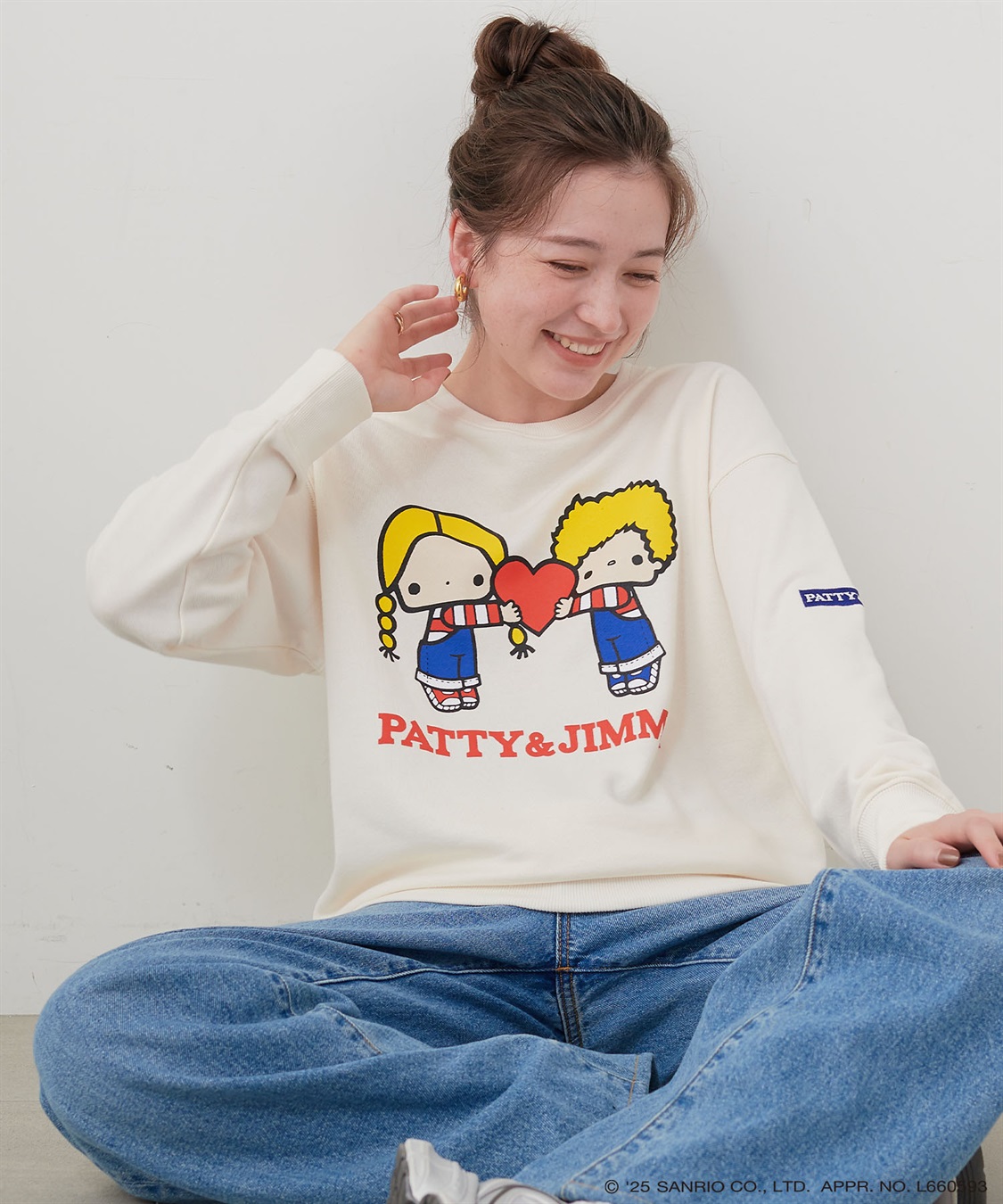 Life Style by cross marche 【sanrio characters】パティ＆ジミープリント裏毛ドロップショルダーレトロプリントスウェットプルオーバー《サンリオキャラクターズ》_sub_2