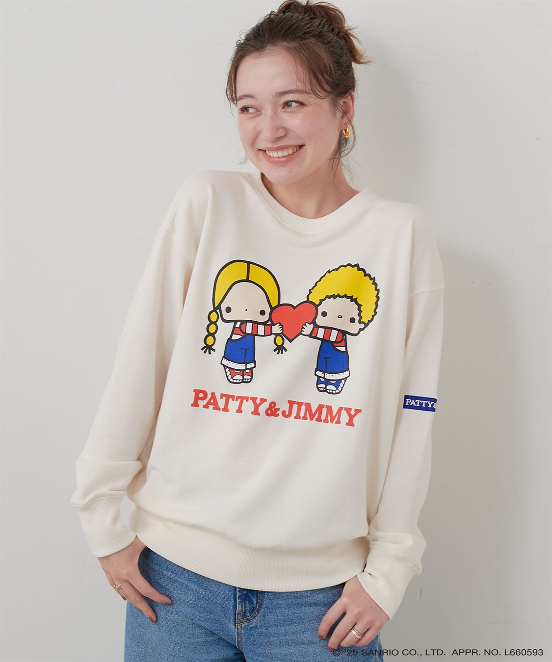 Life Style by cross marche 【sanrio characters】パティ＆ジミープリント裏毛ドロップショルダーレトロプリントスウェットプルオーバー《サンリオキャラクターズ》_sub_3