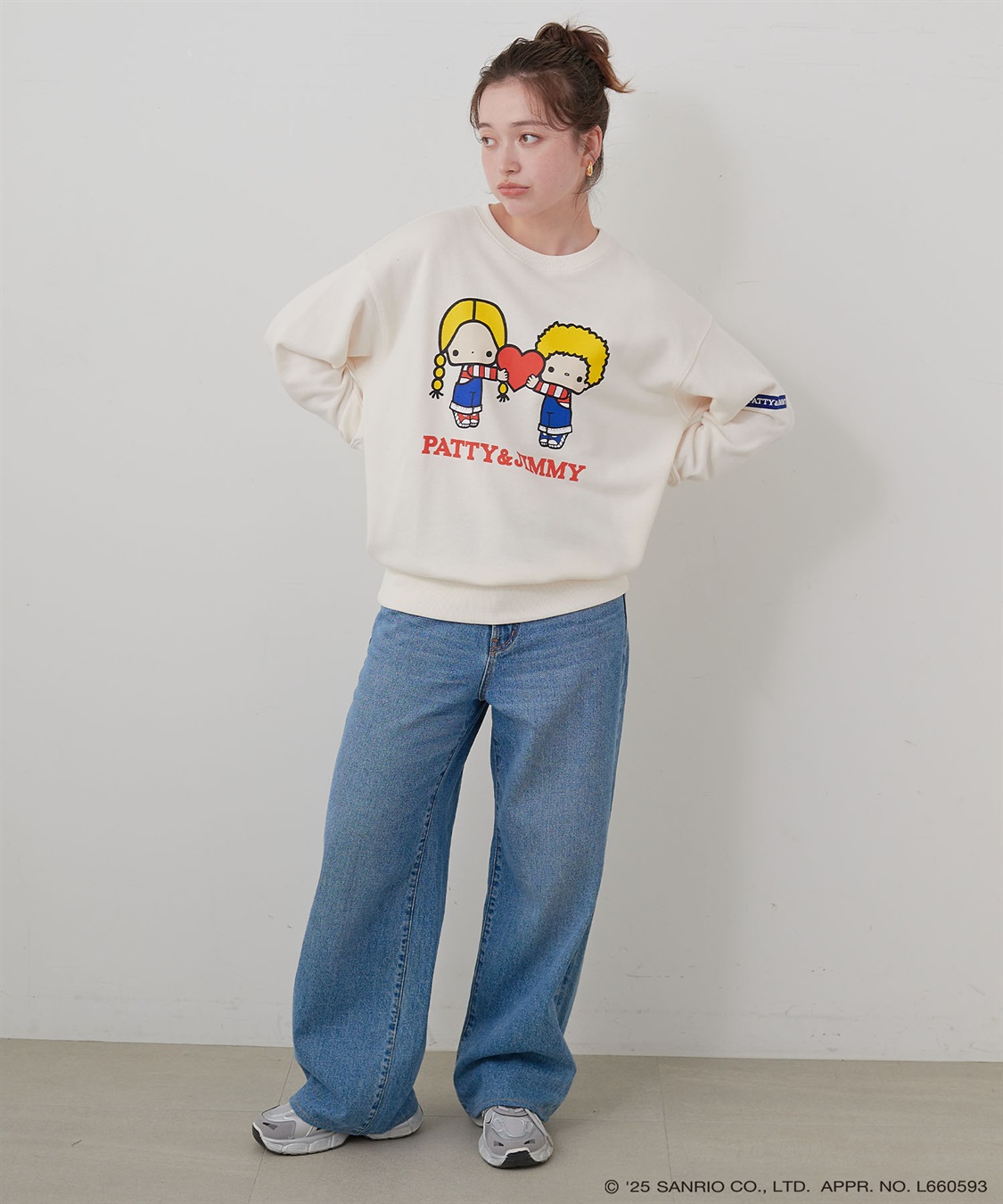 Life Style by cross marche 【sanrio characters】パティ＆ジミープリント裏毛ドロップショルダーレトロプリントスウェットプルオーバー《サンリオキャラクターズ》_sub_12