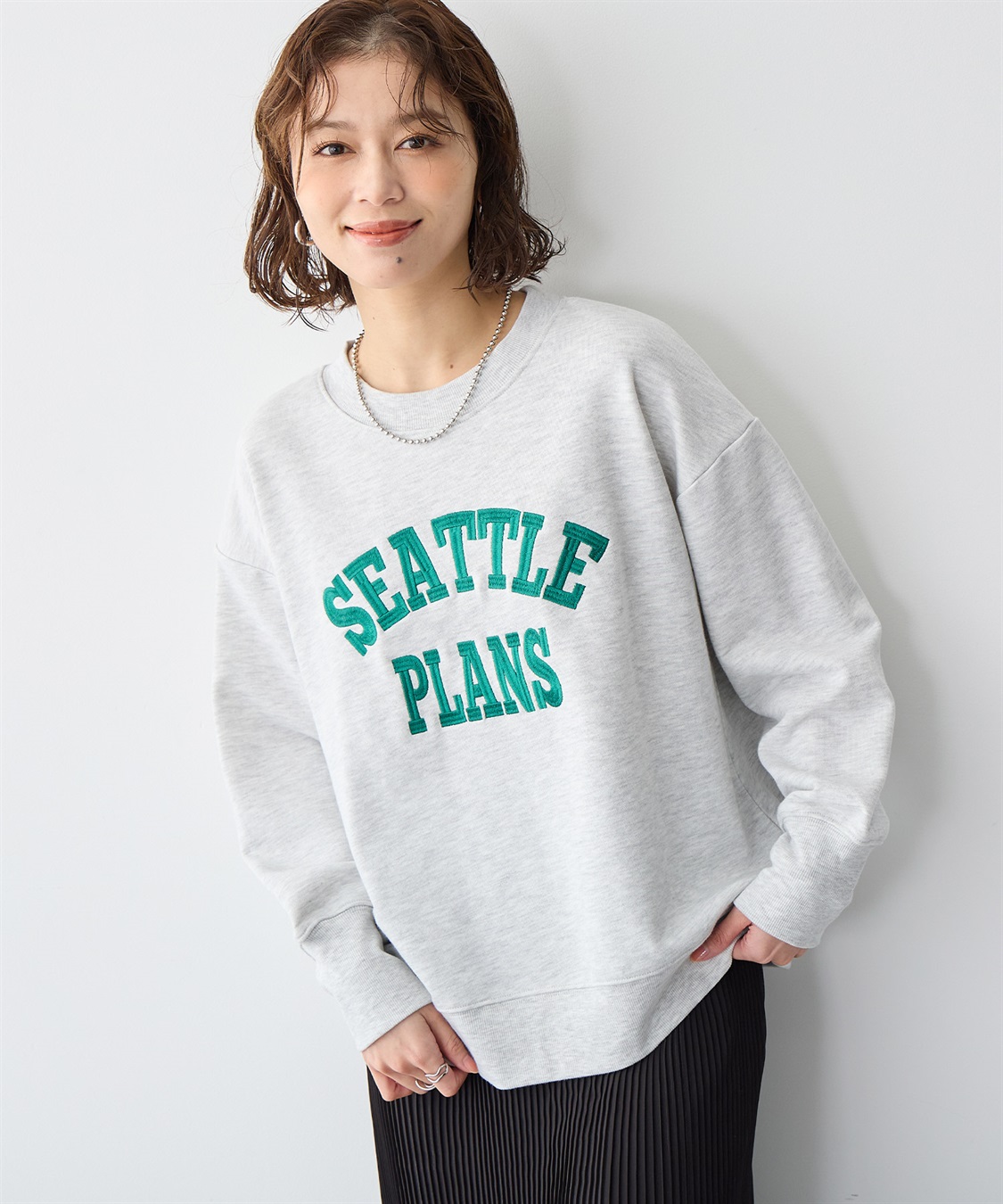 Life Style by cross marche 【anyfee/プラスサイズ】ビッグシルエット裏毛ロゴ刺繍プルオーバー_sub_7